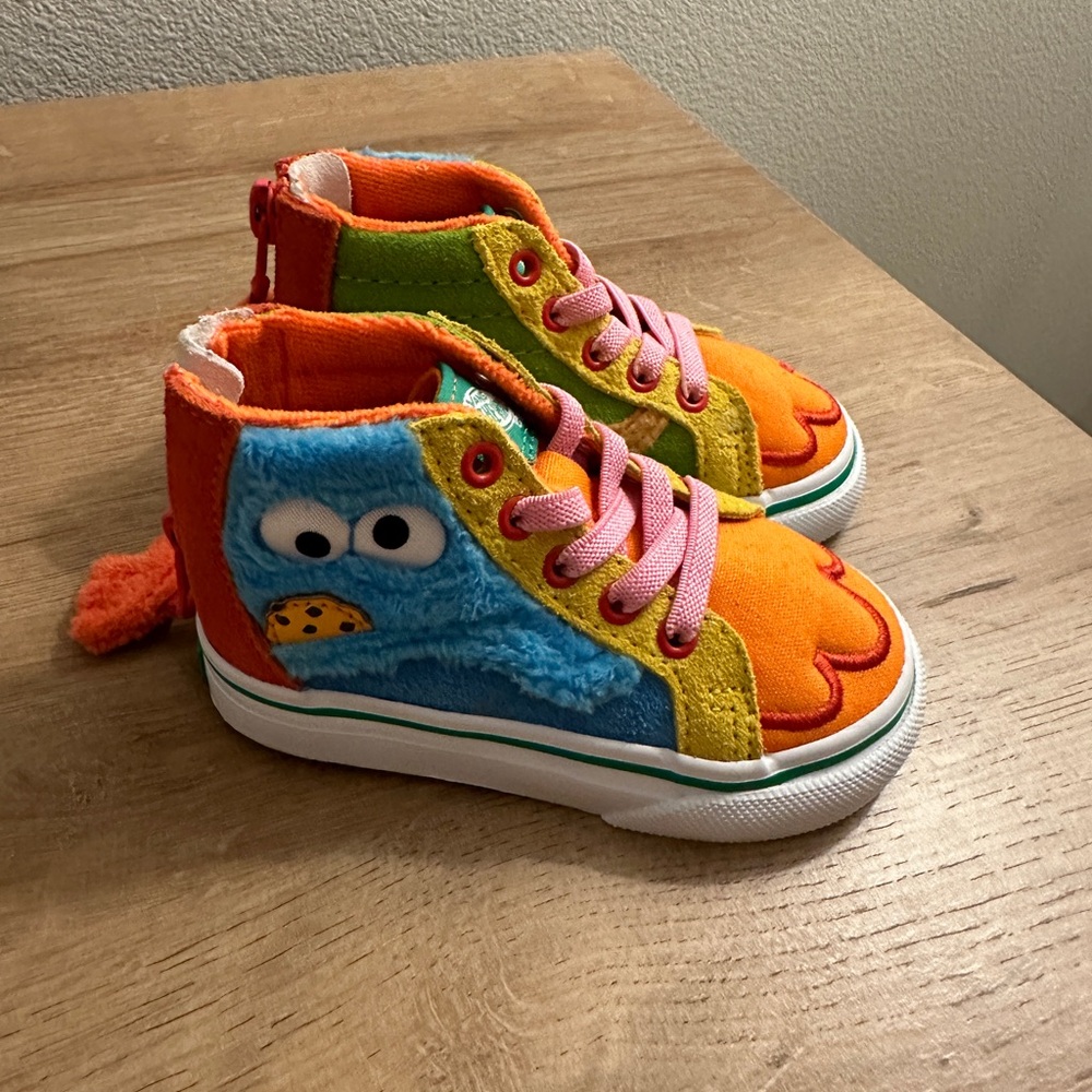 Kids Vans x Sesame Street SK8-Hi Zip Casual Shoes Multicolor